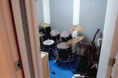 ドラム防音工事は、名古屋市のフジ音響システムへ